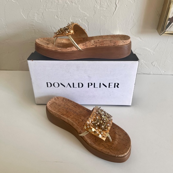 Worn Once! Donald Pliner FIFI Platino Embellished Satin Wedge Sandal 8.5 - Picture 8 of 15